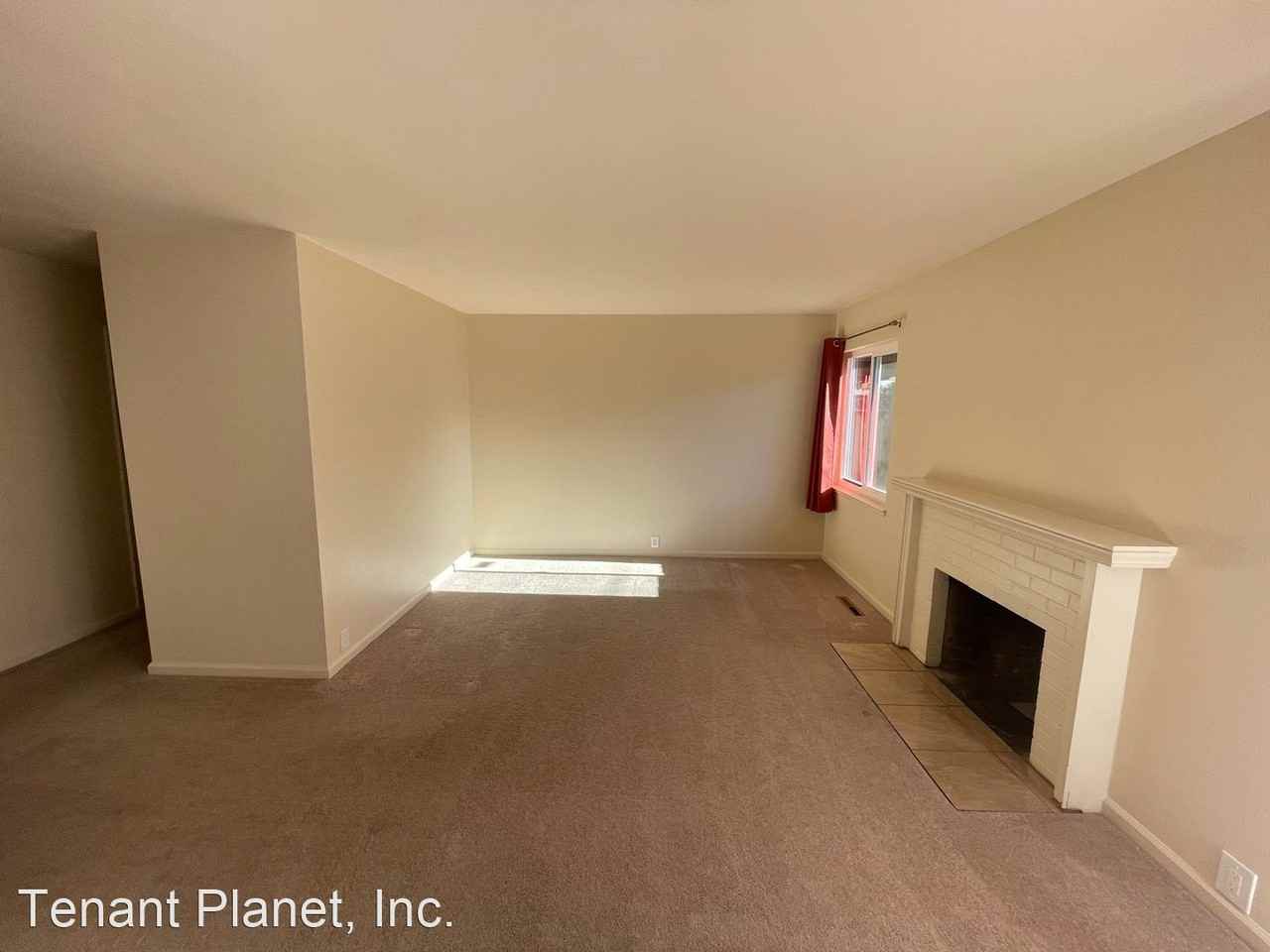 4901 Trent Dr - Photo 3 of 19