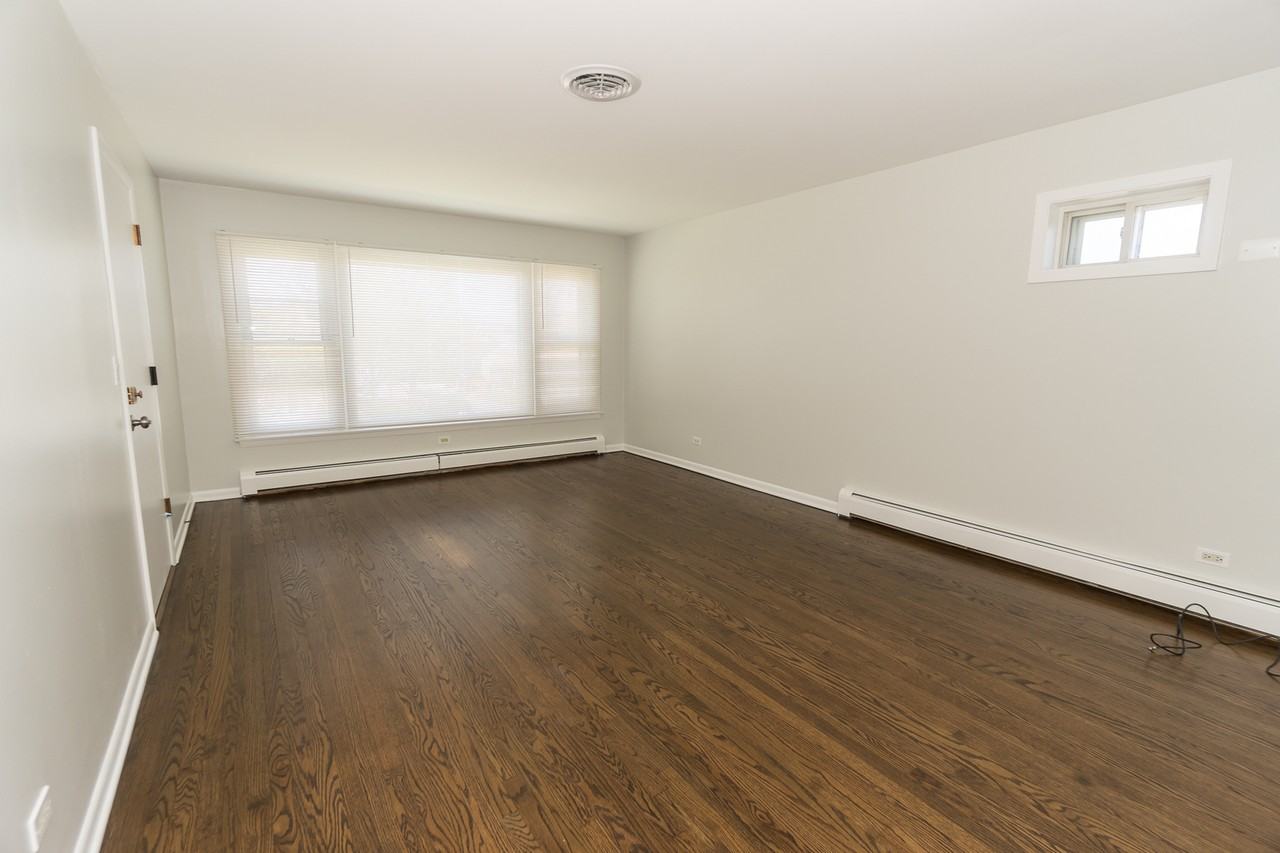 9633 River St ##2 - Photo 3 of 15