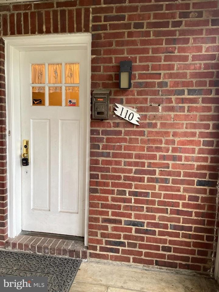 110 Cherrydell Rd Apt 1 - Photo 2 of 50