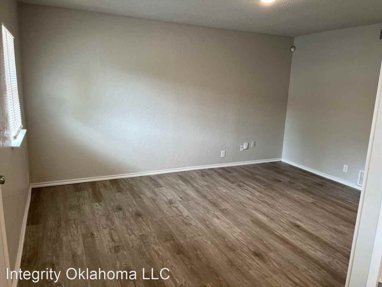 3016 S Lee Ave - Photo 2 of 22