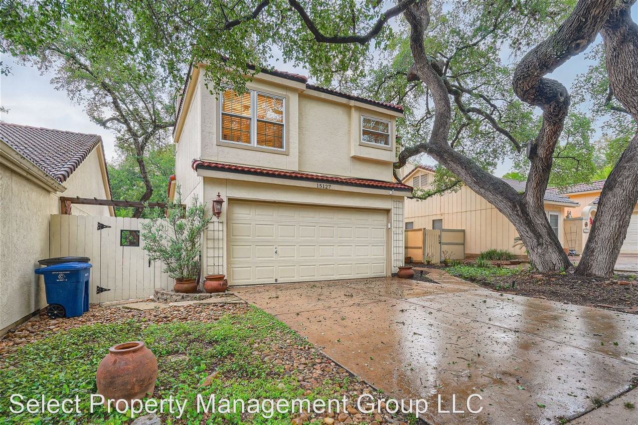 15127 Oak Briar - Photo 2 of 21