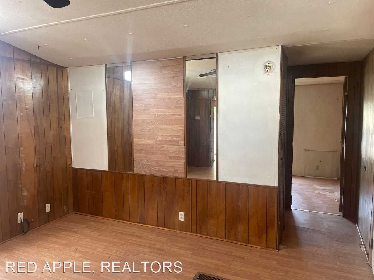 502 Chapel Hill Rd - Photo 3 of 15