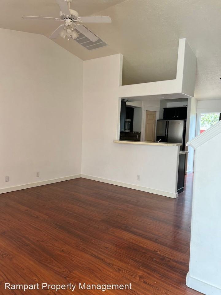 5202 Broadview Way - Photo 2 of 27