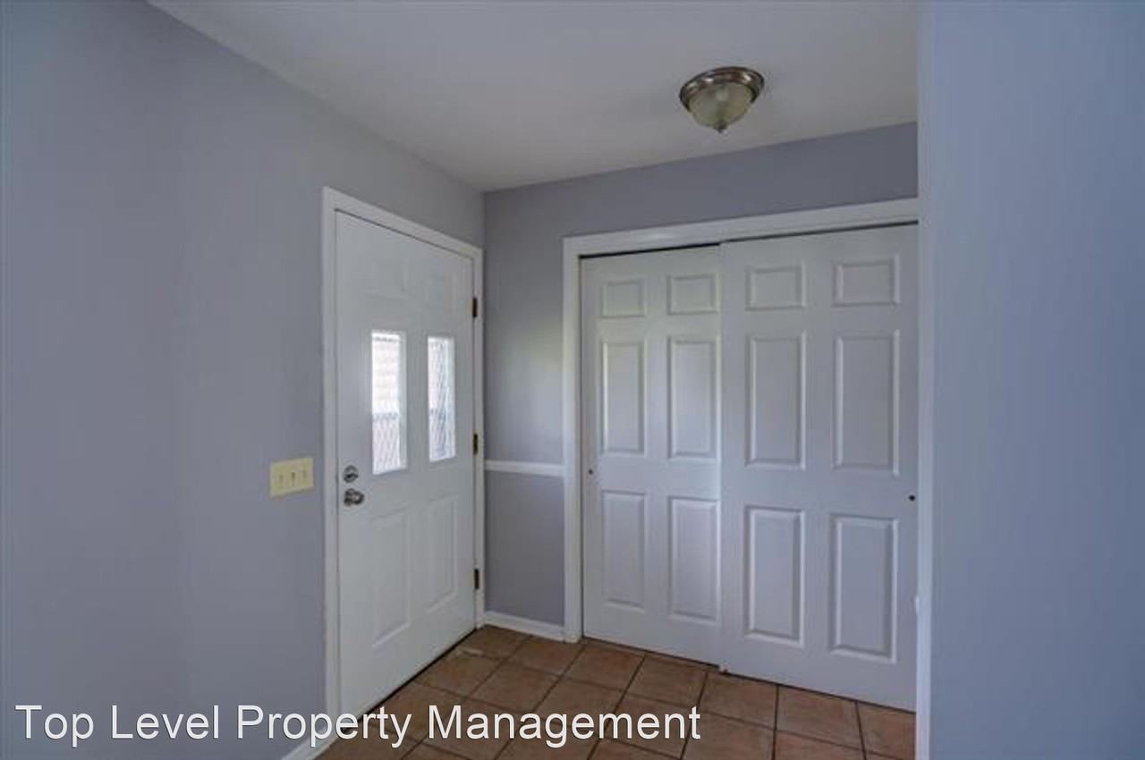 3909 Patrick Henry Way - Photo 3 of 46