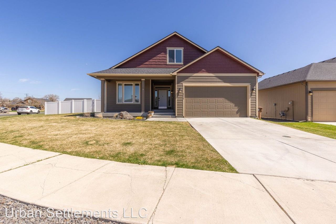 8518 N Summerhill Ln - Photo 2 of 31