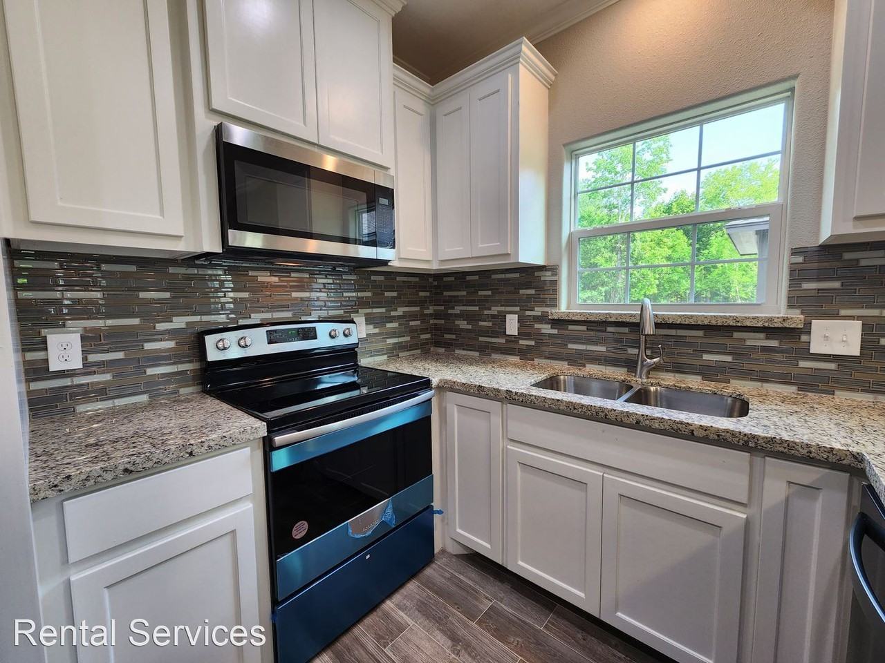 3550 Pradice St - Photo 3 of 9