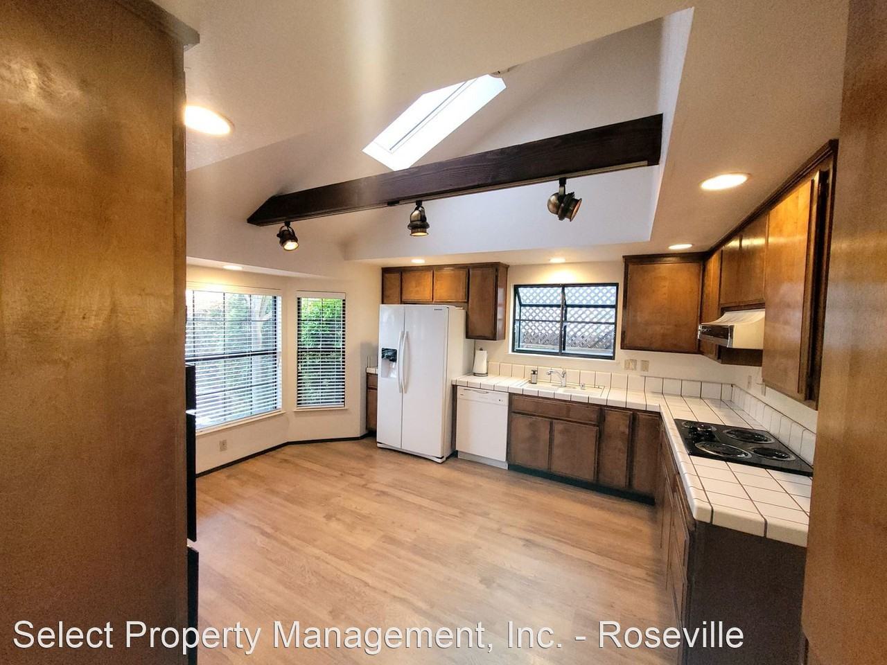 1336 Stonebridge Way - Photo 2 of 11