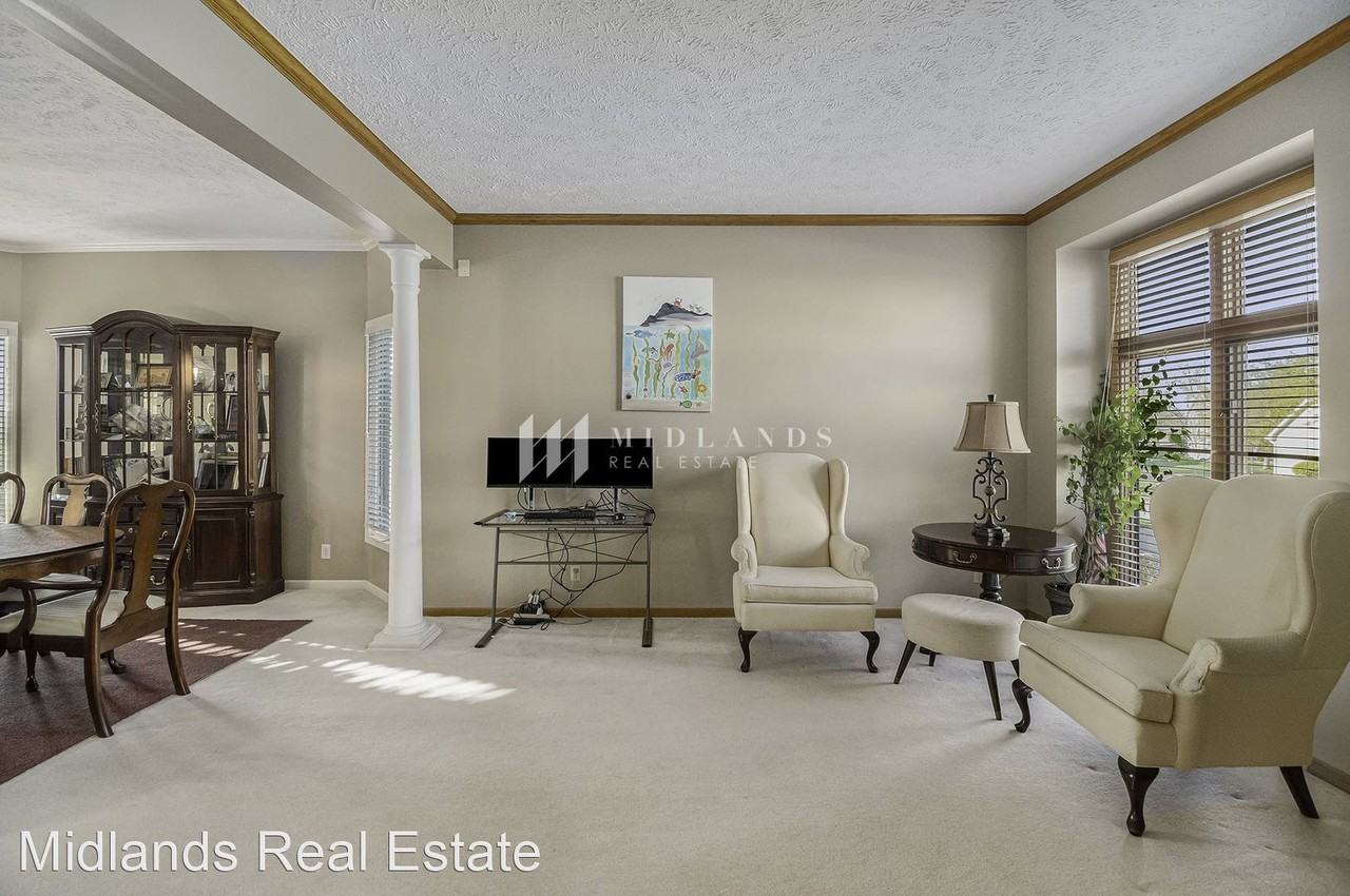 1003 Wicklow Rd - Photo 3 of 18