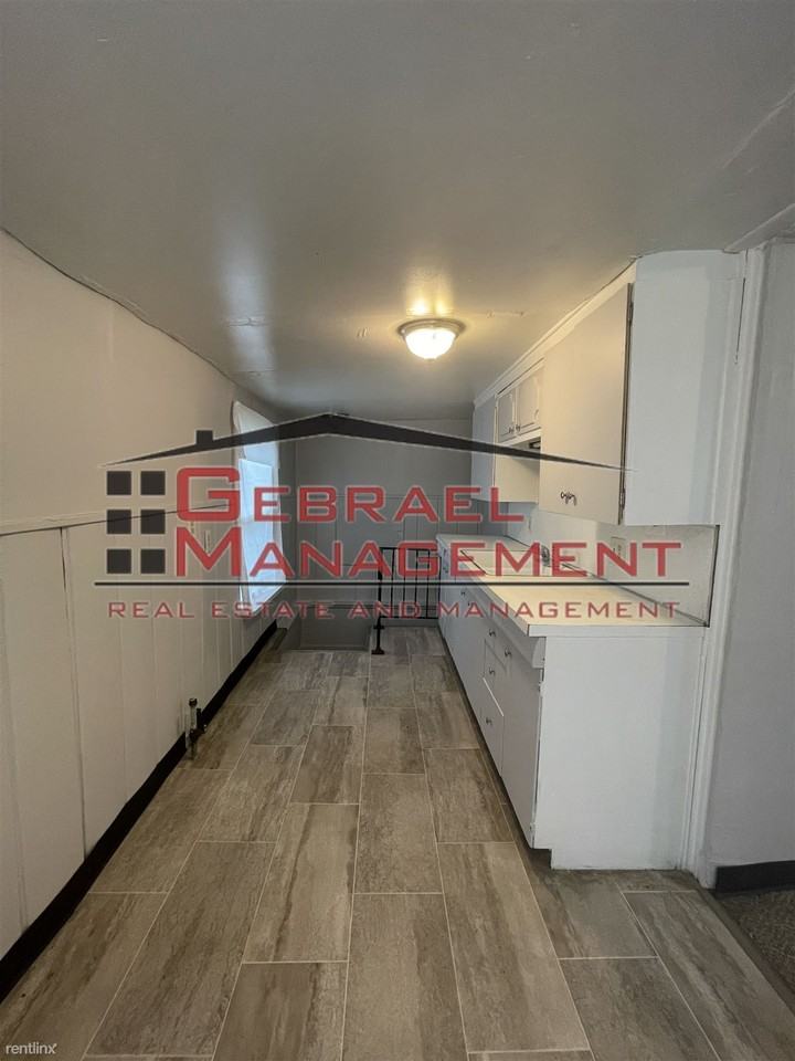 1727 Kentucky Ave - Photo 3 of 8