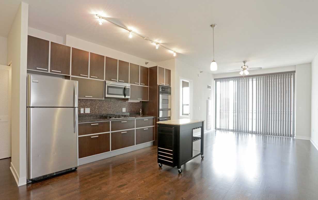 670 W Wayman St #1-2DEN - Photo 4 of 31