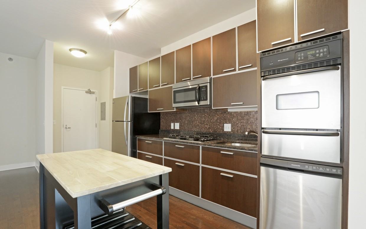 670 W Wayman St #1-2DEN - Photo 6 of 31