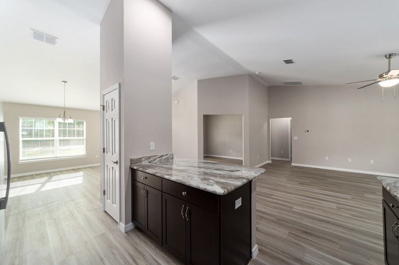 10152 Sw 188th Cir - Photo 6 of 48