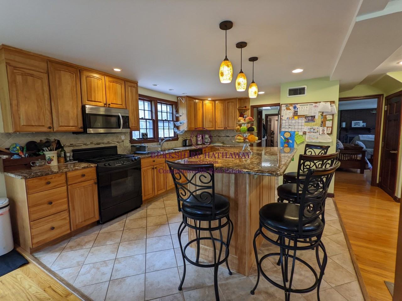 1 Coach Rd - Photo 3 of 24