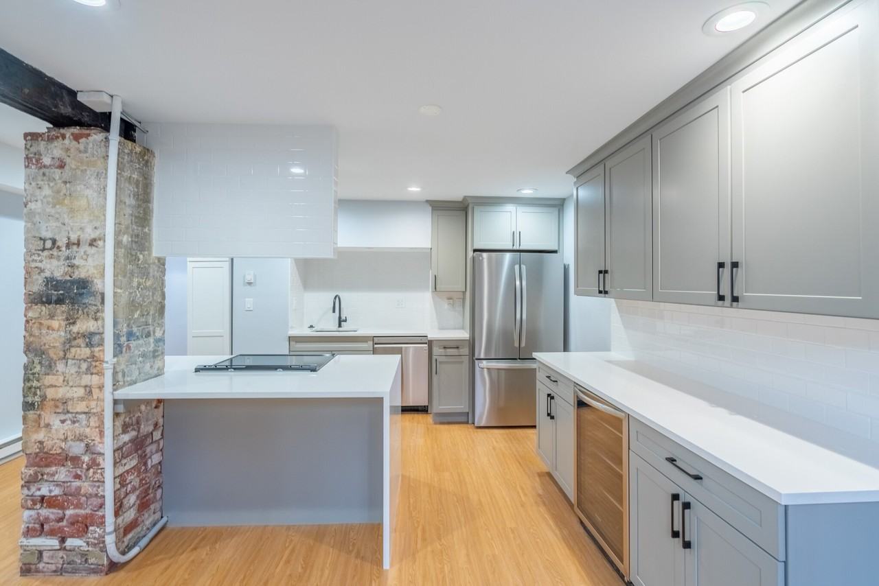 614 Columbus Ave #B2 - Photo 2 of 18