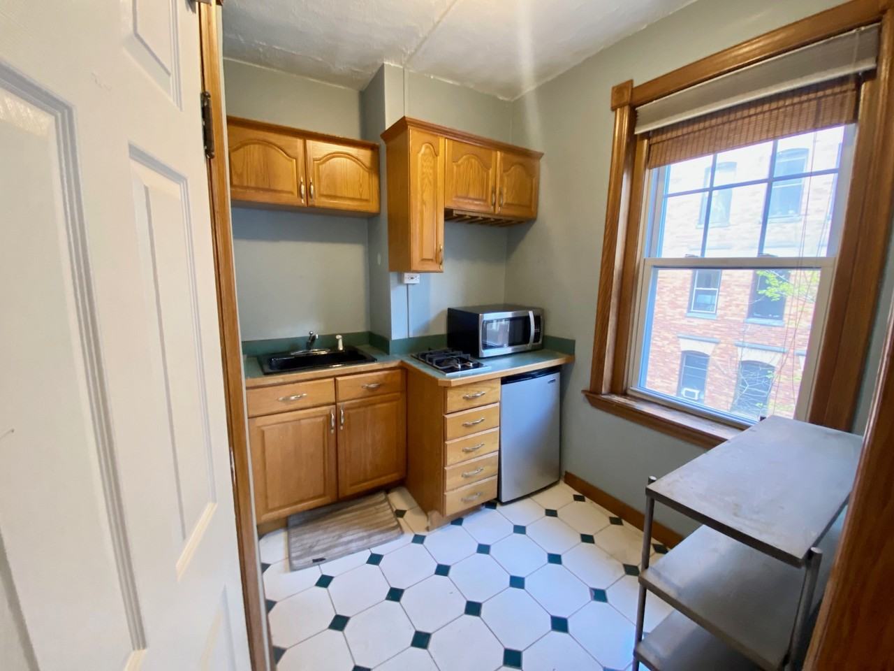 39 Revere St #3 - Photo 4 of 5