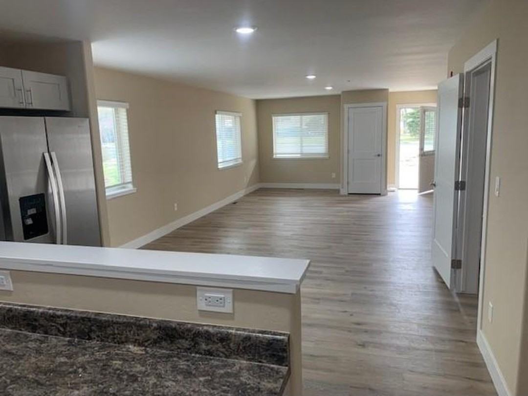 1705 N 7Th St - Photo 2 of 9