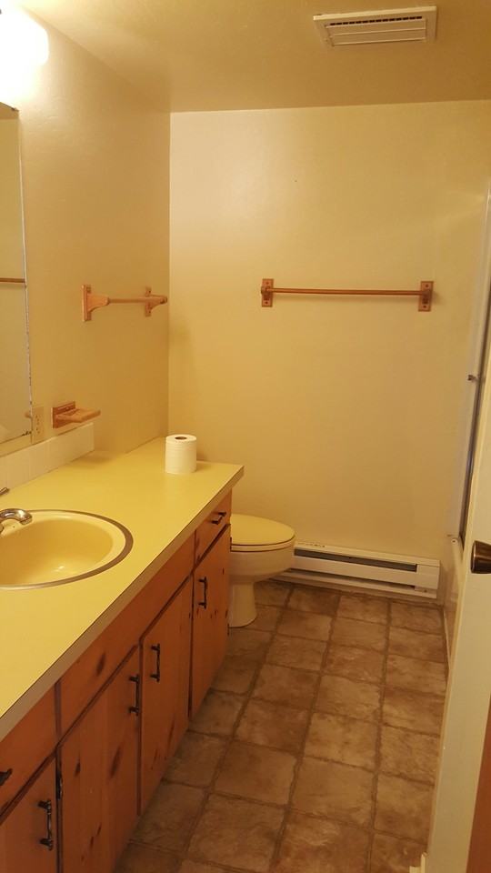 164 Holt Dr - Photo 2 of 13