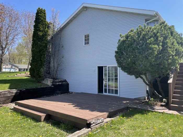 6405 Twin Deer Run - Photo 3 of 17