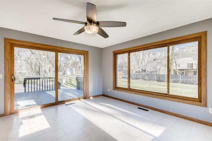 9901 Sandra Ln - Photo 3 of 17