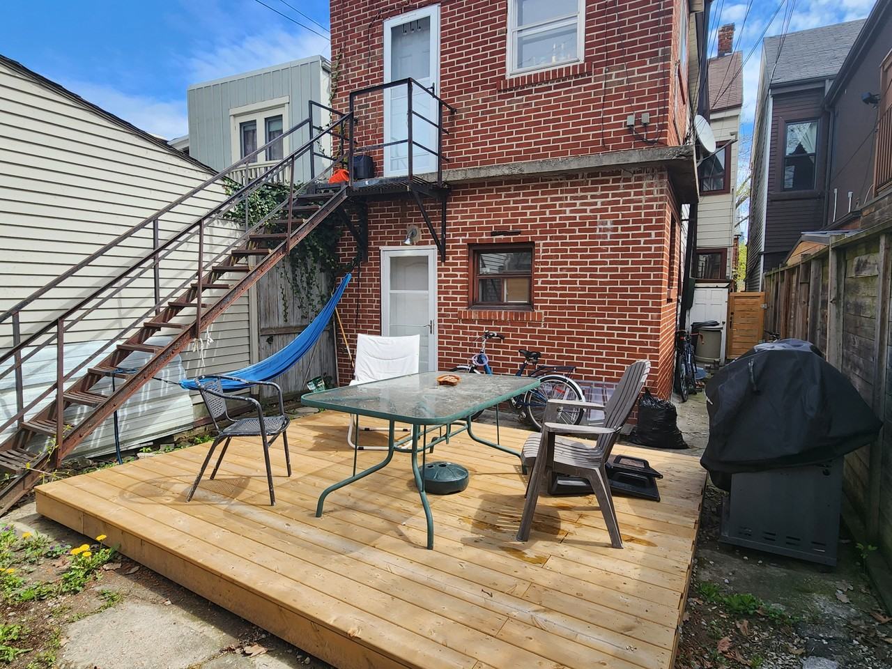 150 Robert Street - Photo 4 of 17