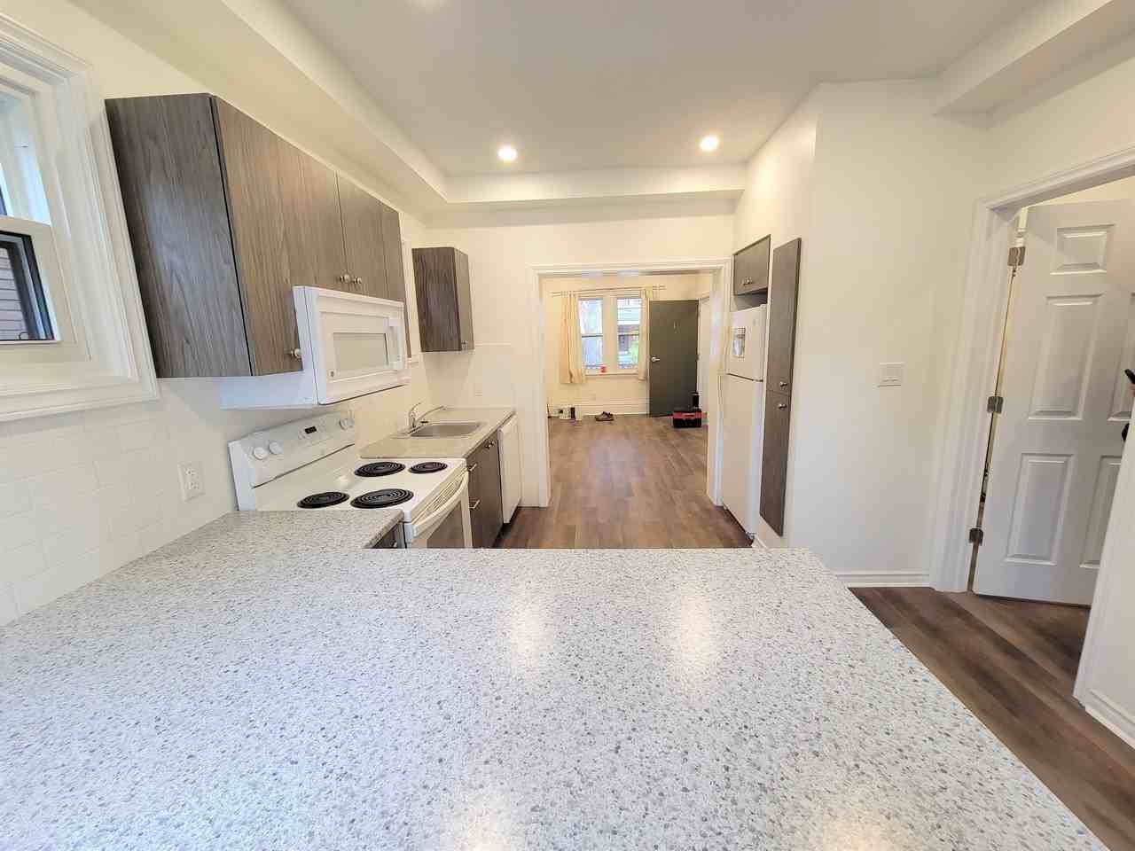 39 Garfield - Photo 3 of 5