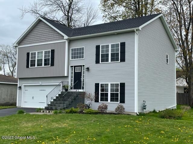 8 Barthol St - Photo 3 of 50