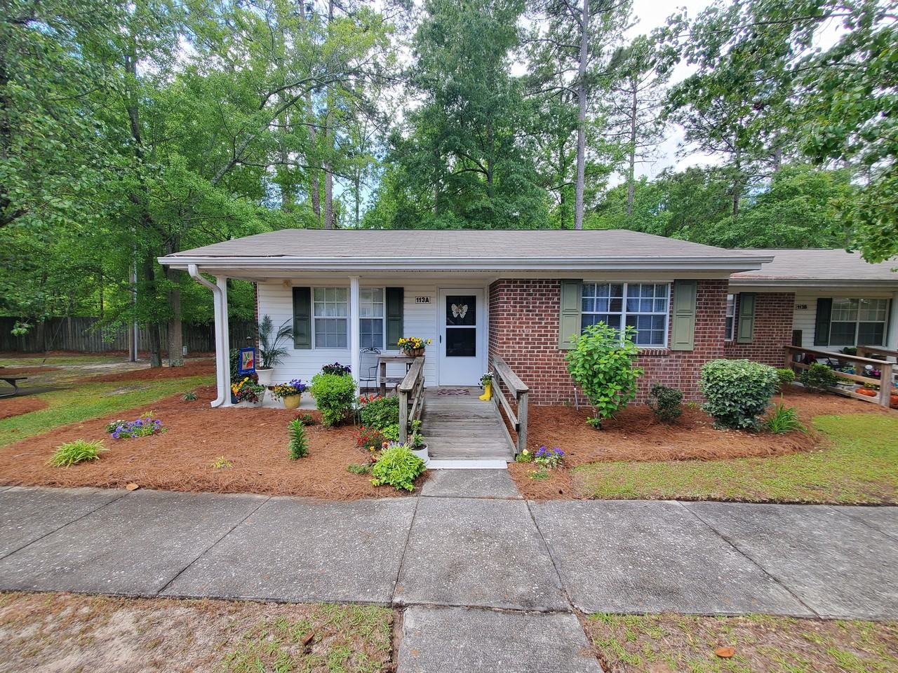 Willow Wood at Laurinburg Apartments - Photo 2 of 6