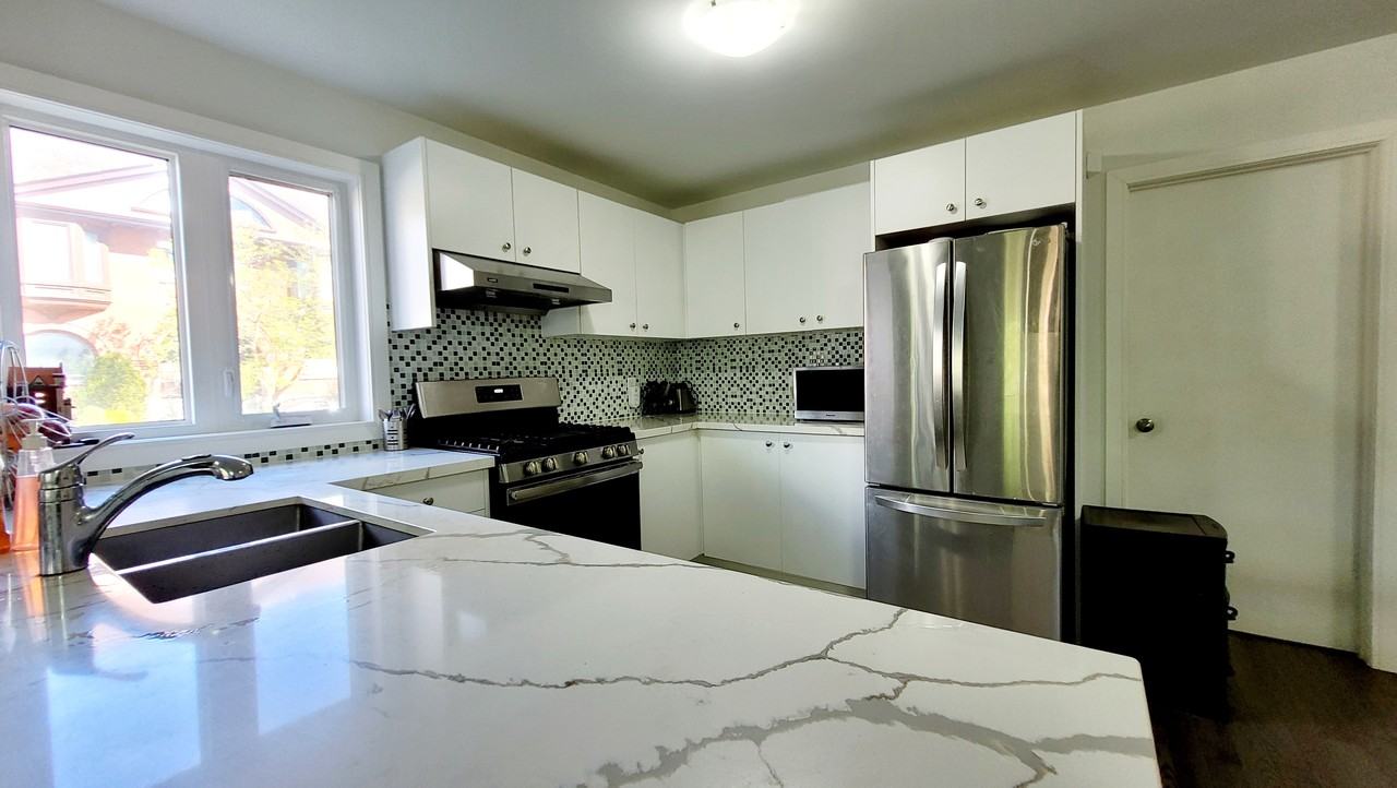 89 Cavell Avenue #1 - Photo 7 of 13