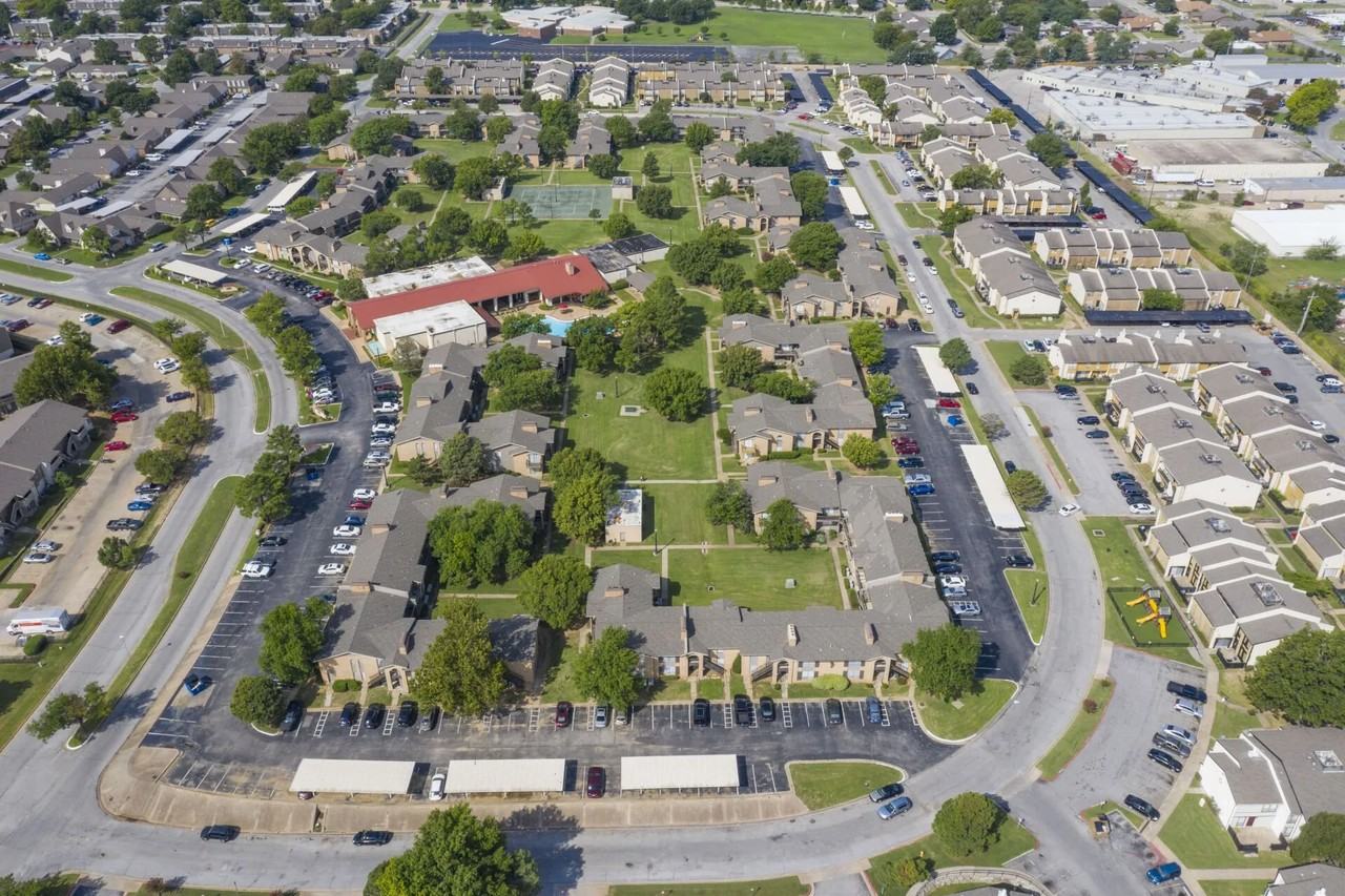 Wimbledon Place Apartments 7605 E 49th St, Tulsa, OK 74145 Zumper