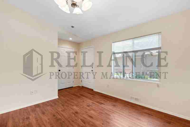 4248 W Newell St - Photo 5 of 16