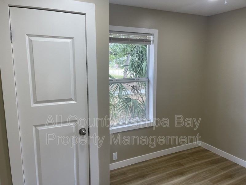 1800 12th Ave S - Photo 3 of 14