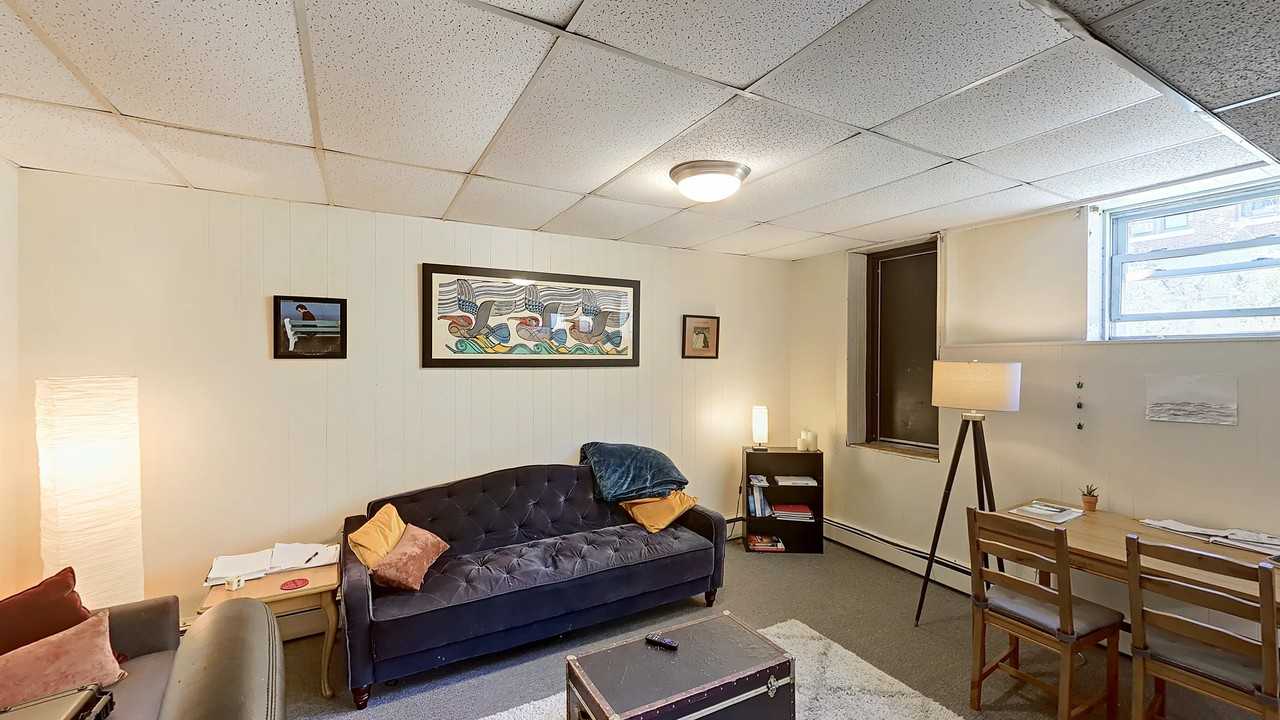 15 Glenville Ave #B4 - Photo 2 of 12