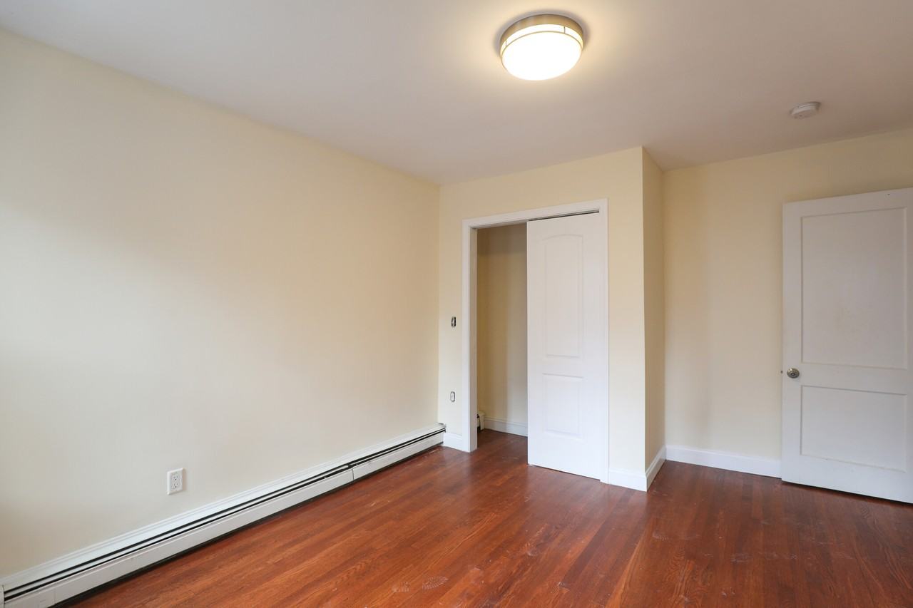 19 Claymoss Rd #1 - Photo 4 of 16