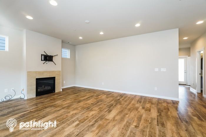 1040 Magnuson Way - Photo 2 of 18