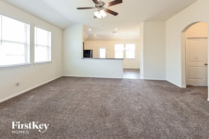 15809 Roberto Clemente Ct - Photo 2 of 15