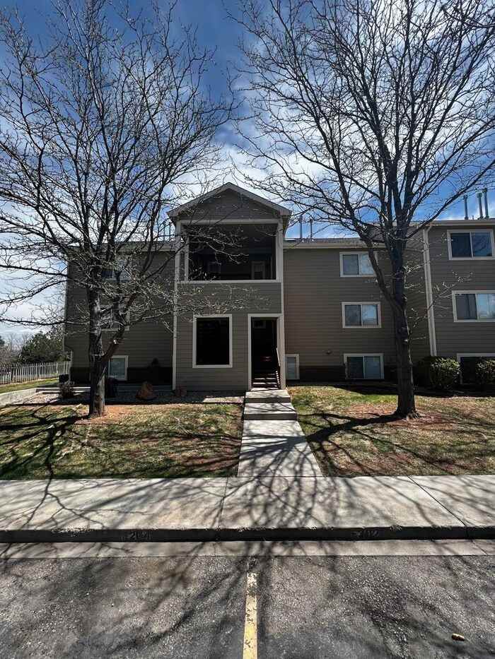 2960 W Stuart St #E204