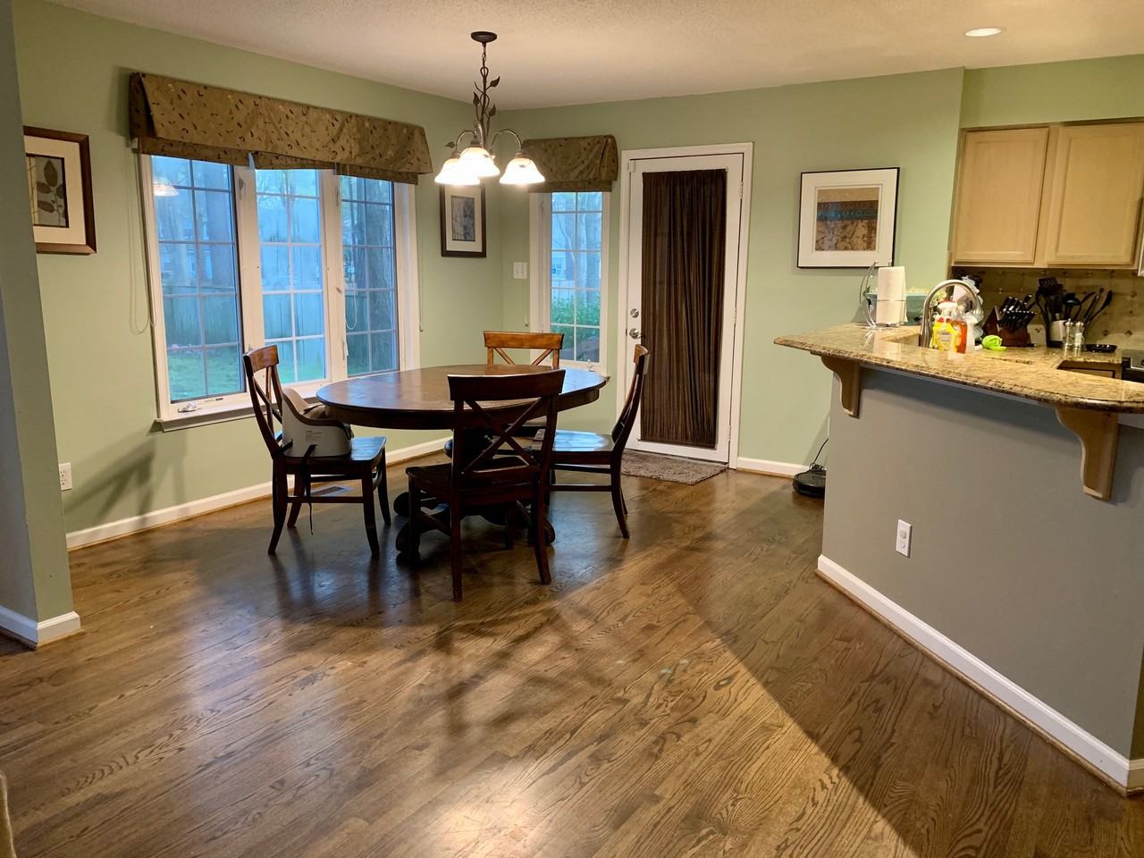 806 N Lismore Ct #NA - Photo 3 of 13