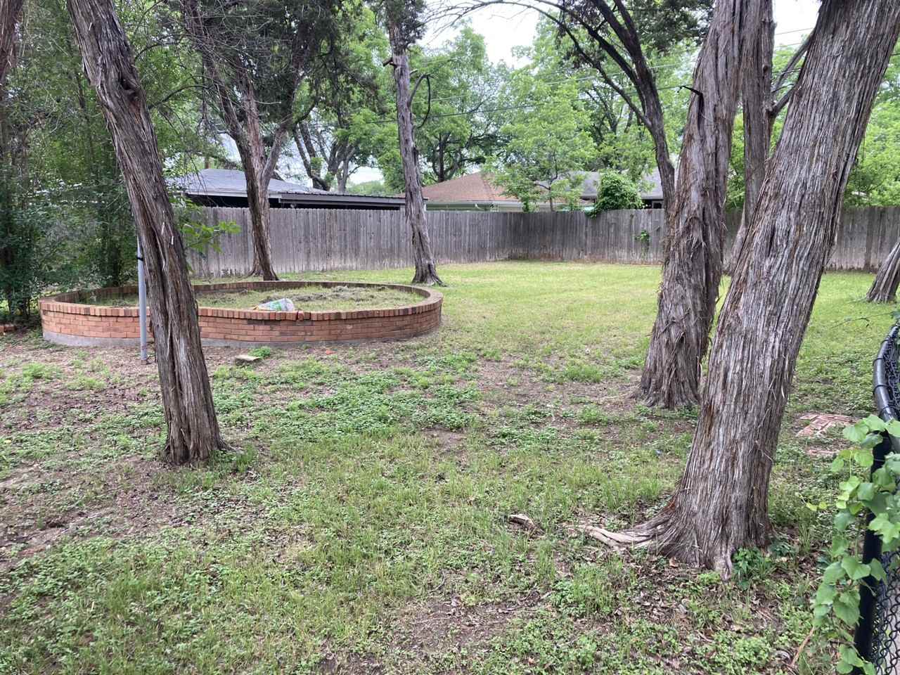 4105 North 25th Street - Photo 2 of 9