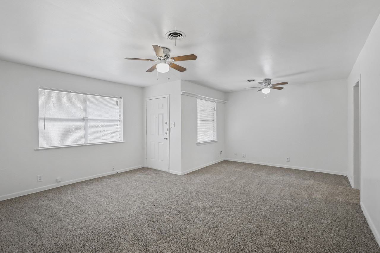3406 Avon Dr #1 - Photo 2 of 13