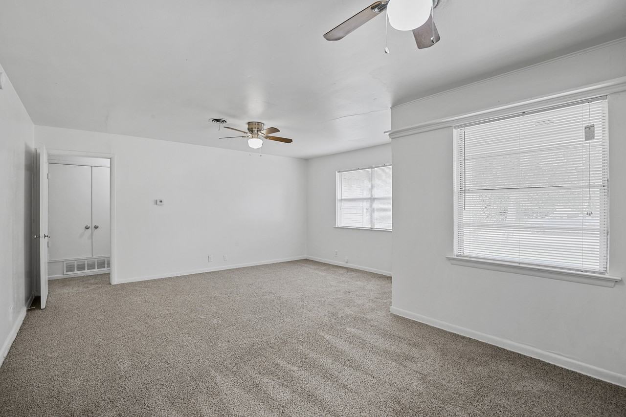 3406 Avon Dr #1 - Photo 5 of 13
