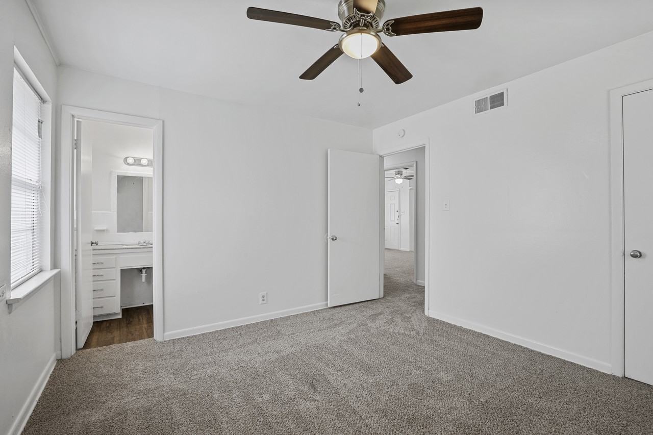 3406 Avon Dr #1 - Photo 6 of 13