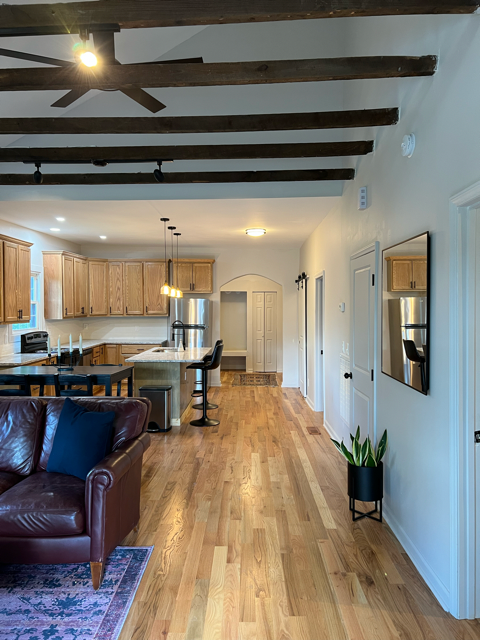 813 Fargo St - Photo 5 of 42