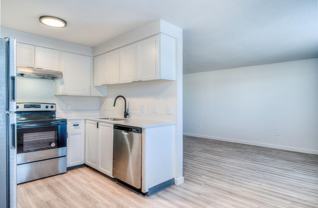 2600 Ne Forum Dr - Photo 1 of 1