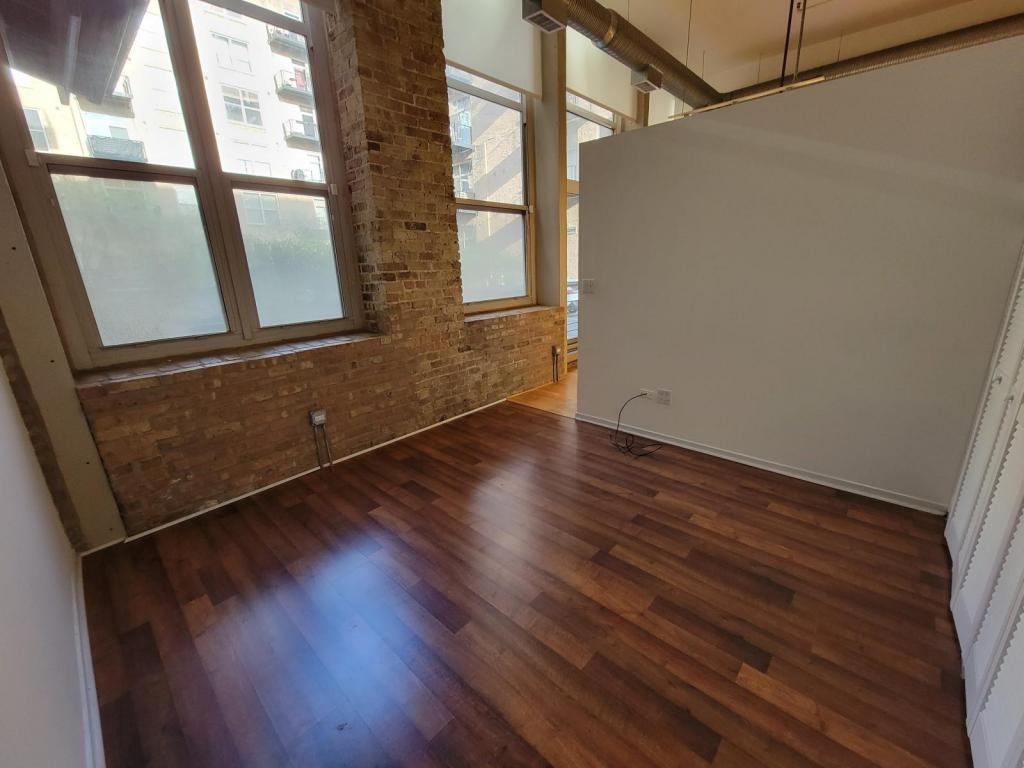 417 S Jefferson St Apt 109b - Photo 4 of 12