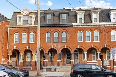 449 N Prince St - Photo 2 of 50