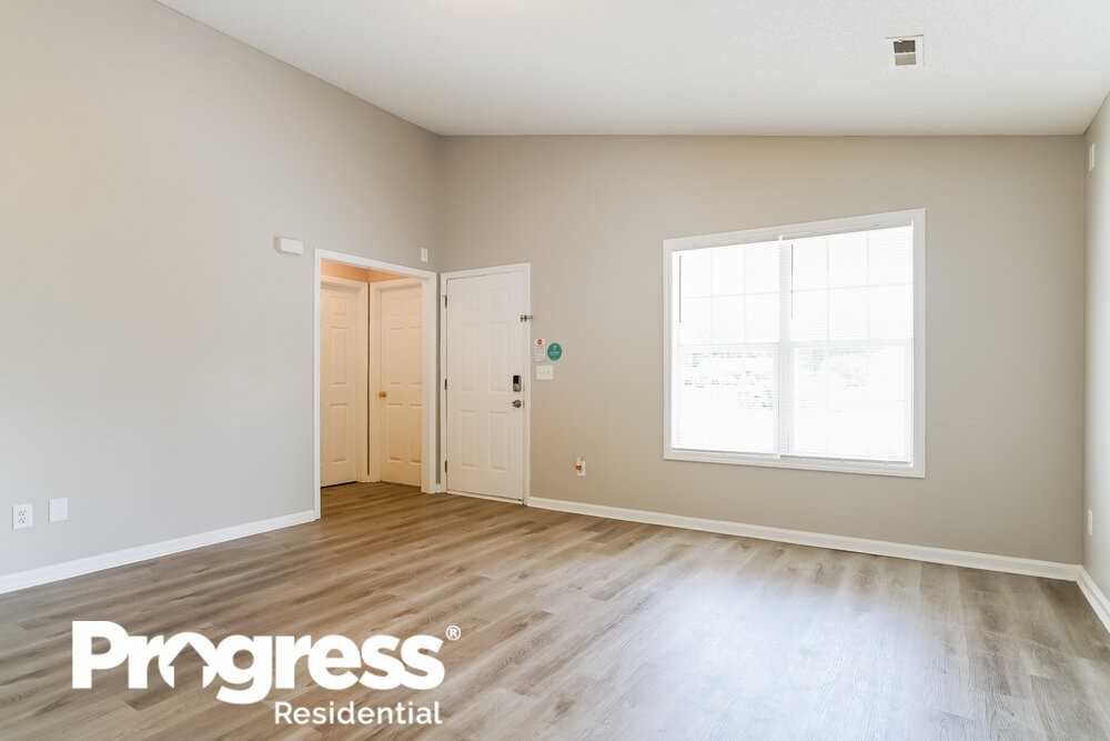 104 Reebe Cir - Photo 3 of 16