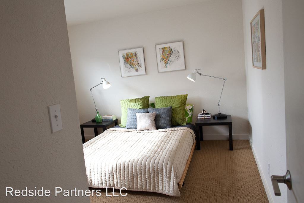 3927 S Pearl St - Photo 3 of 6