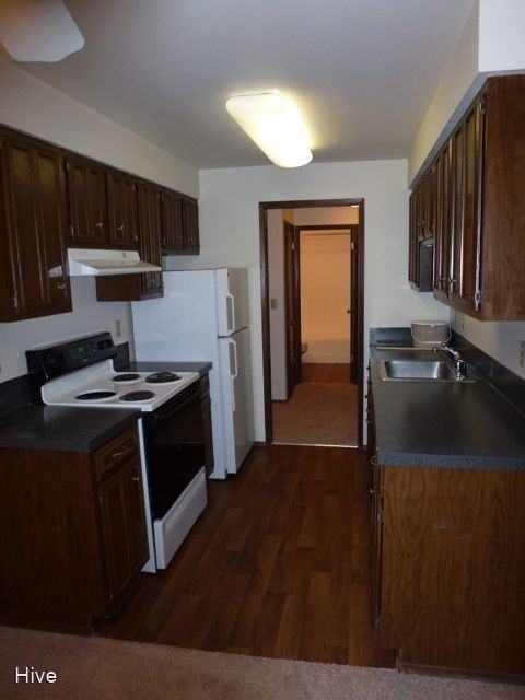 8409 5th Ave NE - Photo 2 of 13