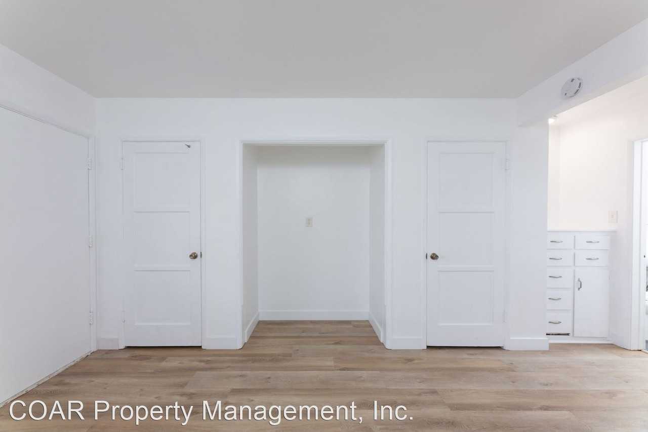 4130 E 10th Street - Photo 2 of 6