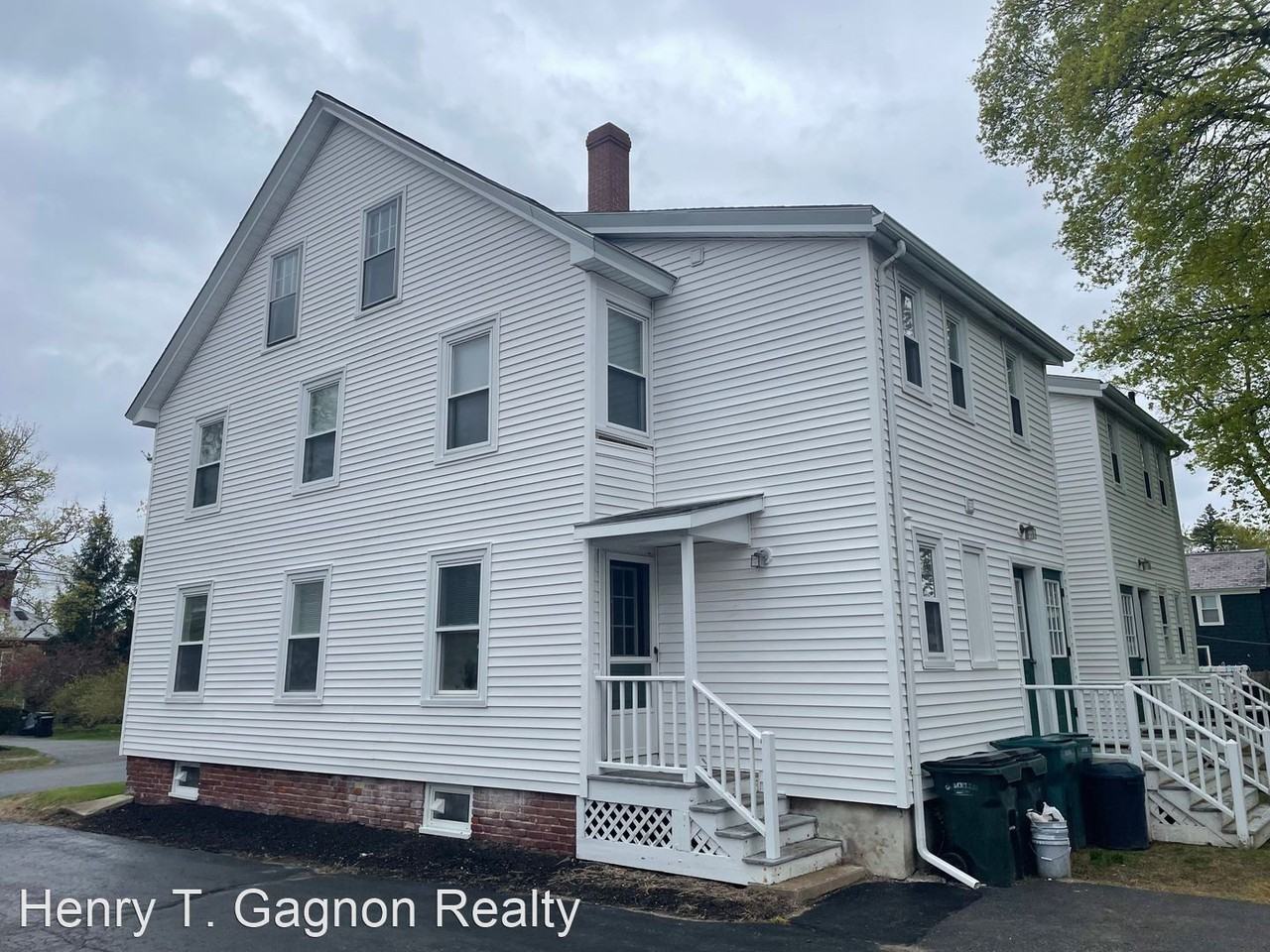 10-12 HARRISON AVE - Photo 2 of 14